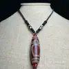 Colar de contas feito à mão com contas dzi de nove olhos do Tibete, corrente para clavícula com dente de tigre e pingente dzi com padrão de deus da fortuna