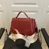 Diseño de Moda Color Sólido 2026 Grabado Gran Capacidad Elegante Correa Ancha Bolso Cruzado para Mujer Bolso Pequeño Cuadrado de Hombro