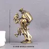 Material de Latón, Anciano Llevando una Botella de Vino, Adorno Artesanal, Figura de Mascota de Té, Decoración de Escritorio, Estilo Vintage