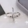 Pin de Clip para Bufanda de Camelia de Perlas Artificiales con Lazo Transfronterizo para Mujer, Clip de Esquina de Ropa de Alta Gama, Exquisito Accesorio de Broche de Nicho