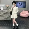 Conjunto de Punto de Dos Piezas Estilo Preppy Coreano Nuevo para Niñas Primavera/Otoño 2026, con una Falda Plisada Elegante y Dulce