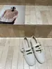 Zapatos de Ballet con Velcro Otoño 2026 Nuevos para Mujer, Estilo Coreano Zapatos Planos Bajos Rojos con Correa Única, Zapatos de Salón de Moda