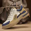 Zapatos de Trabajo de Suela Gruesa Nuevos para Hombre Tenis Casuales Zapatos Versátiles de Moda Tendencia de Media Caña Zapatos para Senderismo al Aire Libre
