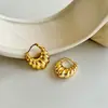 Diseño de Nicho Europeo y Americano 2024 Nuevos Pendientes de Plata S925 con Forma de Cuerno Retorcido para Bolso Pendientes Ins Franceses Hebilla de Oreja de Alta Gama Tendencia