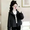 Chaqueta con capucha de color liso para primavera, chaqueta corta nueva, simple, casual y versátil para personas petite, abrigo estilo ins 2026
