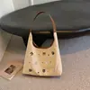 Bolsa de Lona Bordada Cartoon Casual Feminina 2026 Nova Bolsa Tote de Grande Capacidade Versátil para o Dia a Dia Bolsa de Ombro Único