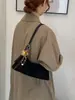 Disponible para dropshipping: Bolso de axila de alta calidad, estilo nicho, para mujer, nueva moda de comercio exterior, bolso de hombro versátil, bolso cruzado para la ciudad para damas