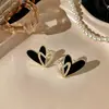 Brincos Minimalistas Coreanos Frios e Doces em Formato de Coração Preto com Diamantes, Estilo Exclusivo de Nicho, Tarraxas e Acessórios de Design de Alta Qualidade