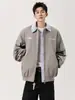Chamarra con cuello de camisa estilo retro americano para hombre, abrigo versátil de moda para otoño, imitación de dos piezas, top casual bordado de alta costura