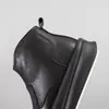 Botas de Cano Curto de Couro Bovino Masculinas Moda Outono e Inverno Casual Versátil Sola Grossa Aumento de Altura Botas Chelsea Masculinas Botas de Cano Curto de Couro Modernas