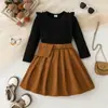 Conjunto de Duas Peças para Meninas Atravessando Fronteiras Atacado Outono/Inverno 2025: Top com Color Block e Babados e Saia Plissada de Veludo Cotelê, Estilo Europeu e Americano