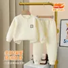 Conjunto térmico de duas peças A-class 100% algodão acolchoado de três camadas para bebês, crianças, meninos e meninas, blusas e calças térmicas para outono e inverno