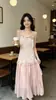 Vestido camisola floral estilo francês para mulheres, novo vestido longo de verão em chiffon com retalhos, adequado para férias na praia e looks de estilo delicado