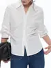 Atuendo de moda elegante y sofisticado: Camisa de lyocell de manga tres cuartos con diseño entallado a la cintura para ir al trabajo