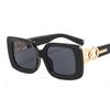 924-1 outu Nuevo ins color de caja patrón gafas de sol estilo rock foto callejera reparación de rostro personalidad pasarela hombres y mujeres gafas de sol
