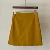 Falda Midi Amarilla Brillante de Cuero de Estilo Nuevo Otoño 2026 para Mujer, Elegante Ajustada Casual que se Adapta a la Cadera