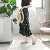 2022 chanclas tejidas de paja de imitación de paja de PP estilo seaside para mujer, chanclas planas de playa de moda de verano