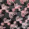 Prato Bicolor com Borboleta Aveludada com Renda de Crochê Bordada Vestido Bordado Lolita Outono e Inverno High-End