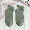 2021 Novos Meias de Cano Baixo de Casal de Desenho Animado Calcanhar Expressão Engraçada Pacote Meias Modernas Celebridade da Internet Bordado Rosto Sorridente Meias Femininas