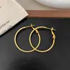 Pendientes Geométricos Mate Versátiles Minimalistas de Lujo Ligero de Alta Gama Europeos y Americanos, de Moda para el Viaje Diario, Pendientes de Diseño de Nicho