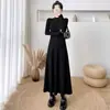Vestido de punto acanalado cepillado ajustado con cuello semi alto estilo francés para mujer, nuevo vestido largo de línea A para otoño e invierno