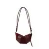 Bolsa de mão de couro fosco retrô outono/inverno de nicho transfronteiriça para mulheres, nova moda tendência 2026 bolsa de ombro/bolsa transversal de camurça com design em forma de chifre