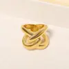 Anillo de Cruz de Acero Anillo Hueco Europeo y Americano Moda Simple Versátil Espacio Geométrico Combinación Diosa de Invierno