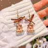 Pendientes Retro de Lujo Ligero Color Ámbar Café, Elegantes y de Nicho, con un Toque de Diseño de Alta Gama
