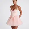 Vestido de Negócios Costeiro com Gola Halter e Estampa de Espinha de Peixe Doce 2026 Verão Novo Estilo Patchwork de Renda Personalizado Vestido com Ajuste na Cintura