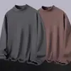Camiseta térmica de invierno de cuello redondo para hombre, camiseta de manga larga con cuello semi-alto, top cálido para otoño