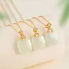 Collar de Plata Pura 925 con Patrón de Nube Ruyi Cubo de Azúcar Pequeño para Mujer, Nuevo Estilo Chino Tendencia Nacional Cadena de Clavícula de Jade Hetian con Colgante de Paz