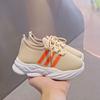 Zapatos para hombres y mujeres, zapatillas para niños, zapatos de coco para niños, nuevos zapatos de malla de estilo coreano, zapatos de interior para jardín de infantes