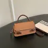 Bolsa de Mão Minimalista Texturizada Moda Transfronteiriça 2026 Nova Estilosa Bolsa de Ombro Transversal Estilo Ins Bolsa Quadrada Pequena para Mulheres