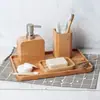 Conjunto de Banheiro de Bambu de Quatro Peças Porta-Escova de Dentes Copo Bandeja Garrafa de Banho Estilo Europeu Hotel