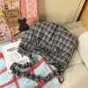 Bolso Cruzado de Hombro Único Plisado Rojo Estilo Coreano Cuadros Artísticos Alto Valor Estudiante Universitario Versátil para el Trabajo Bolso Dumpling