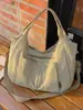 Bolso de mano casual para commuters transfronterizos, bolso cruzado de moda, gran capacidad, alto atractivo estético, bolso de hombro elegante