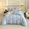 Suave juego de ropa de cama de lujo con estampado floral rosa, tela cepillada de doble cara engrosada, fresco y dulce, adecuado para todas las estaciones en el dormitorio