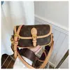 Bolso Bandolera Transfronterizo para Mujer 2026 Nuevo Bolso Vintage con Monograma Lujo Ligero Nicho de Alta Gama Versátil Elegante Bolso Cuadrado Pequeño
