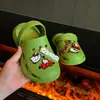 Tamancos infantis de desenho animado, sandálias antiderrapantes para bebês para uso interno e externo, tamancos fofos para meninos e meninas para uso em casa no verão