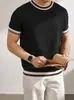 Camisa de Tricô Listrada de Manga Curta com Gola Redonda para Homens no Atacado do Fabricante, Nova Tendência de Verão Marca Versátil Fina de Meia-Manga para Homens