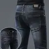 Jeans skinny ajustados de marca italiana que no se decoloran para hombre, pantalones casuales lavados de alta gama color negro puro, nuevo modelo de otoño
