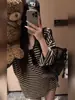 Camiseta de Manga Larga Rayada con Cuello Redondo Estilo Perezoso Protección Solar para Mujer Verano Delgada Holgada Oversize Aspecto Adelgazante Blusa Top