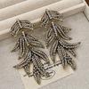 Pendientes de perlas de temperamento dorado vintage medieval vintage con borlas, pendientes de perlas de alta calidad sin agujeros para las orejas, clip para las orejas