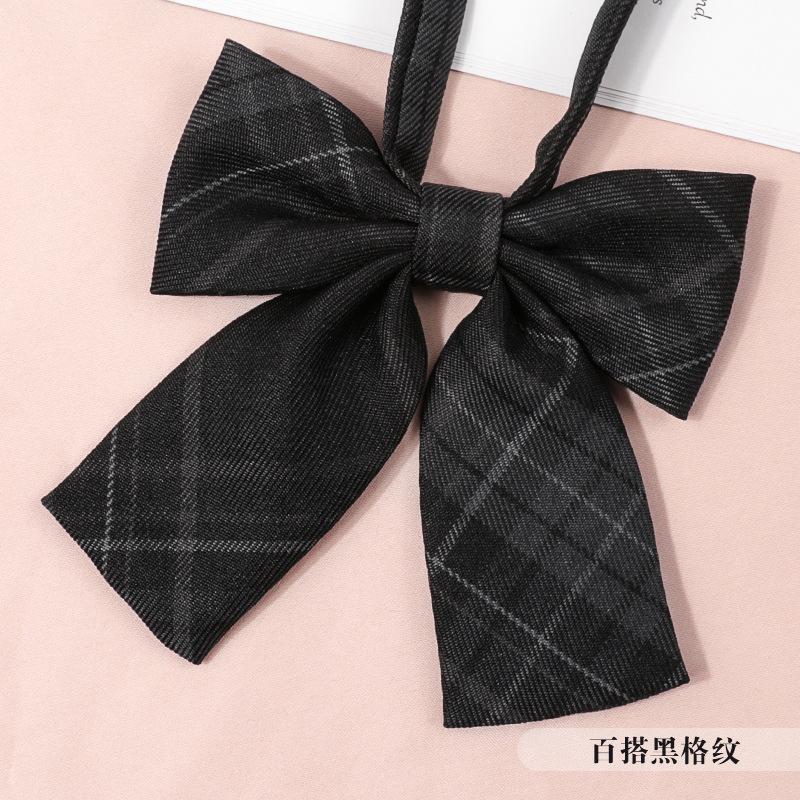 百搭黑格纹领花.jpg