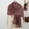 Bufanda Larga Jacquard de Poliéster con Borlas de Anacardo de Venta Caliente para Comercio Exterior, Chal Bufanda Cálida para Mujer