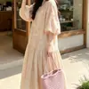 En Stock Primavera/Verano 2026 Nuevo Estilo Vestido con Estampado Degradado Rosa Claro con Cuello Redondo, Cordón, Mangas Abullonadas y Falda Larga Holgada