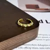 2025 Nuevo Celebridad de Internet China Vintage Dibujo de Alambre Moda Exquisito Anillo para Mujer Gradiente Chapado en Oro Esmalte Mariposa Lujo Ligero Anillo de Dedo
