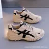 Sapatos da moda ins sapatos de treino alemães 2026 novo estilo sola macia confortável casual sapatos femininos sola grossa aumento de altura sapatos de plataforma esportivos 2901-1