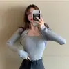 Top de capa base negro para mujer, ropa interior, suéter de cuello cuadrado, manga larga, sexy, corte ajustado, estilo francés, que deja ver la clavícula, top de punto, otoño, suave y liso