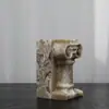 Adorno de columna romana de mármol vintage estilo francés en estilo wabi-sabi, sujetalibros de relieve de piedra natural para decoración de estudio y sala de estar